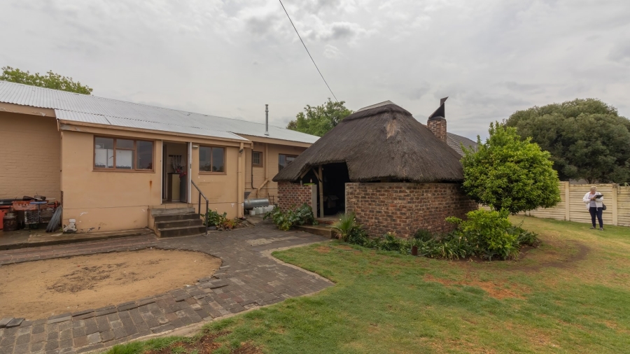 4 Bedroom Property for Sale in Morewag Free State